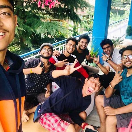 Hostel Ats -Manali Zewnętrze zdjęcie